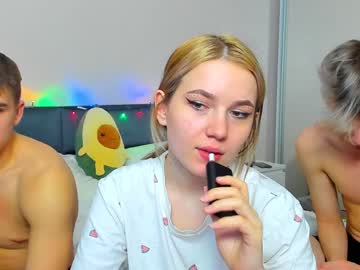 couple Hot Girl Cam with mickeymomouse