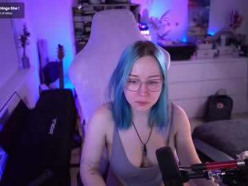 girl Hot Girl Cam with blue_mooncat