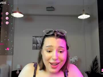 girl Hot Girl Cam with kylieeangel