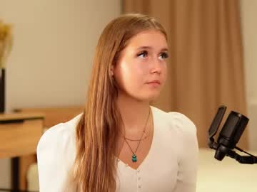 girl Hot Girl Cam with elvinagallamore