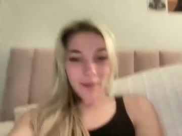 girl Hot Girl Cam with bee_my_passion