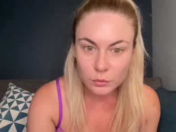 girl Hot Girl Cam with leannequeen113