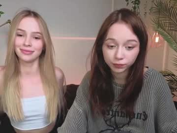 couple Hot Girl Cam with dontoke_