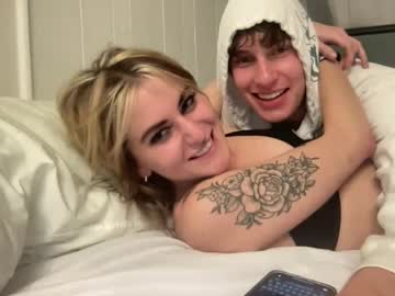 couple Hot Girl Cam with nico_and_ray
